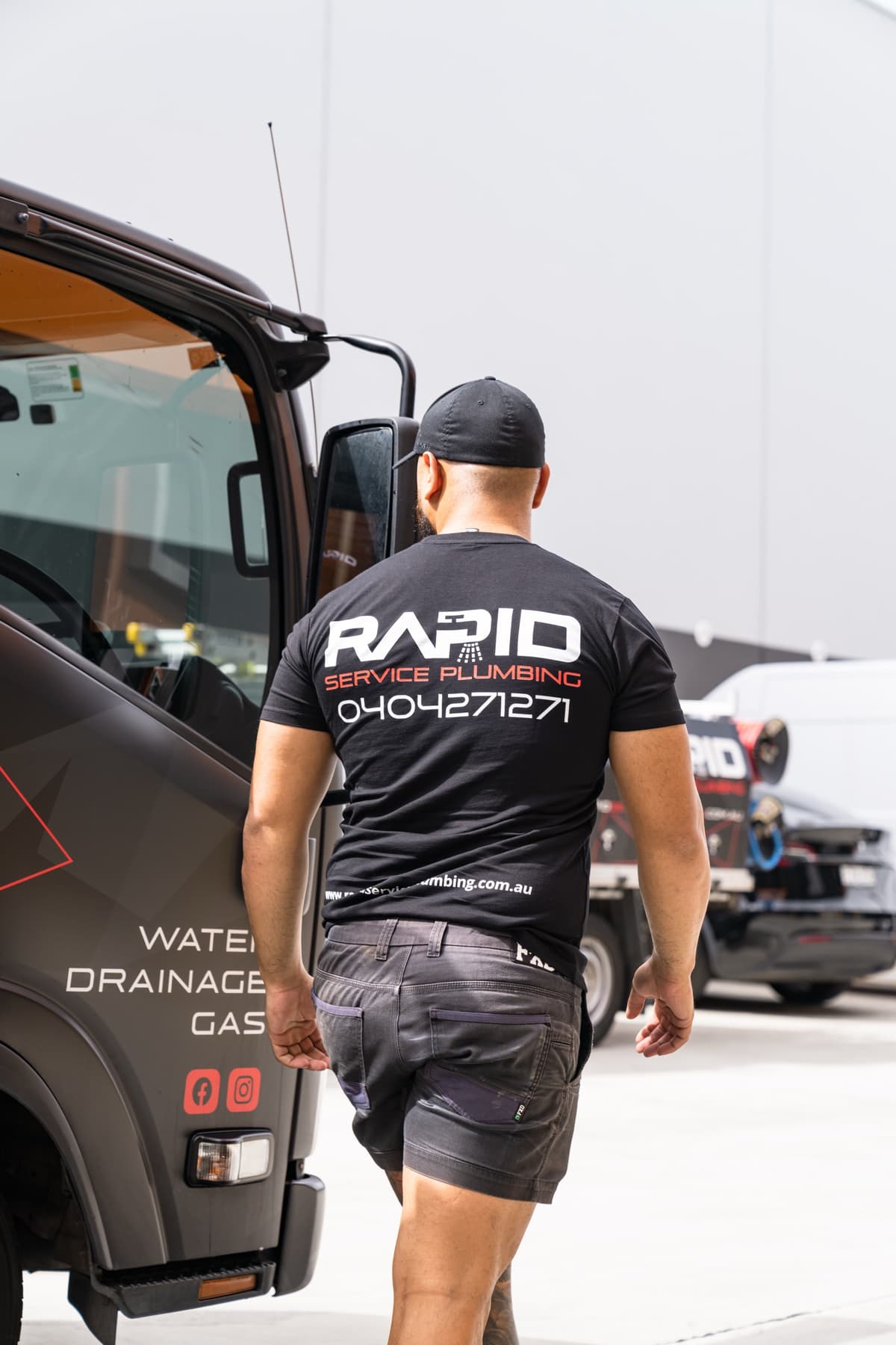 Rapid Service Plumbing branded van